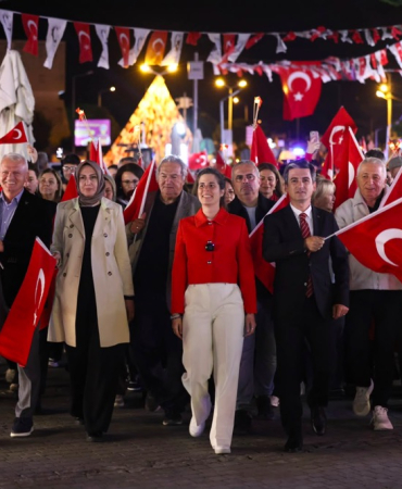 Cumhuriyetin 103. yılı Çeşme’de büyük coşkuyla kutlandıPHOTO-2026-10-29-21-59-56