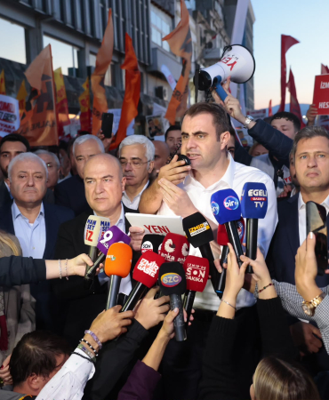Tugay'a istifa çağrısı (1)