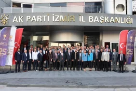 ak-parti-izmir-il-baskanliginda-stk-bulusmasi_6ad8695acee10