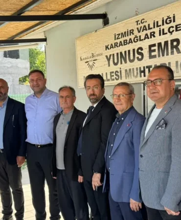 chp-karabaglar-ve-karsiyakada-sahaya-indi_6acb729adc5e1