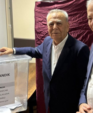 yeni-parti-izmirde-sandik-mesaisi-aziz-kocaoglu-oyunu-urlada-kullandi1